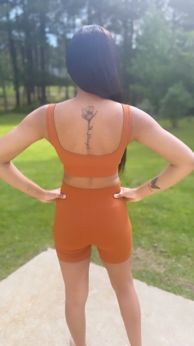 U-Neck Short Set